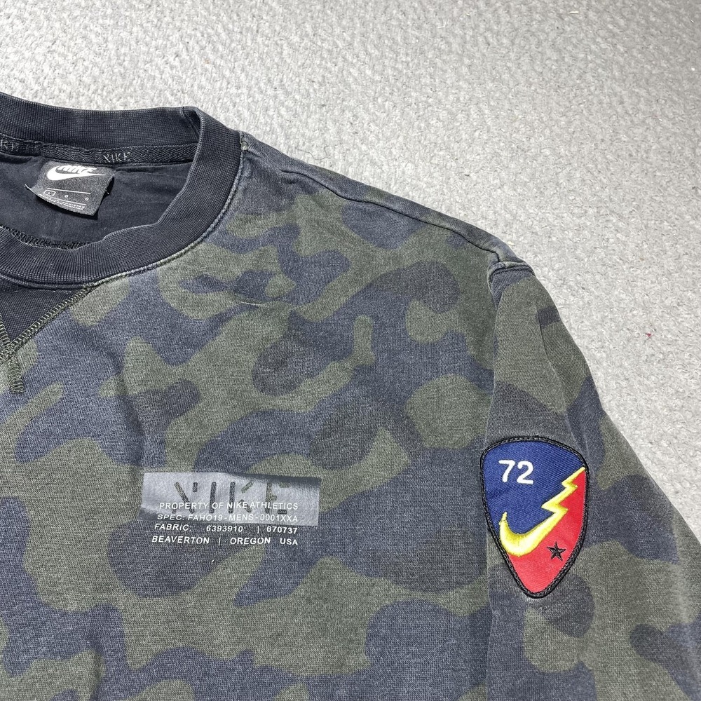 Nike Sweatshirt Mens‎ Large Green Camo 72 Patch Fleece Crewneck Pullover - Picture 2 of 10
